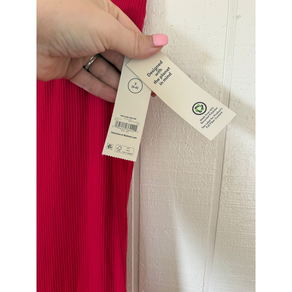 No Boundaries Womens Red Ribbed Flare Leggings High Waisted Pants Size S 4-6 NWT - Picture 3 of 3